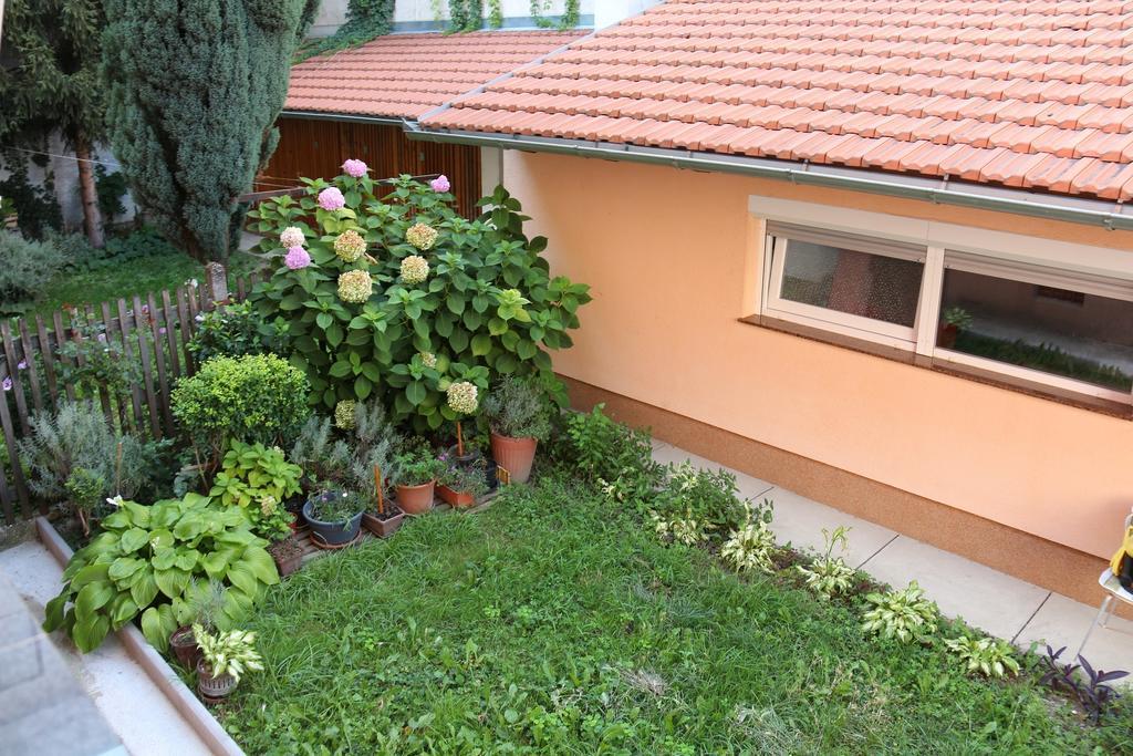 Apartmani Nighty Night Zagreb Rum bild